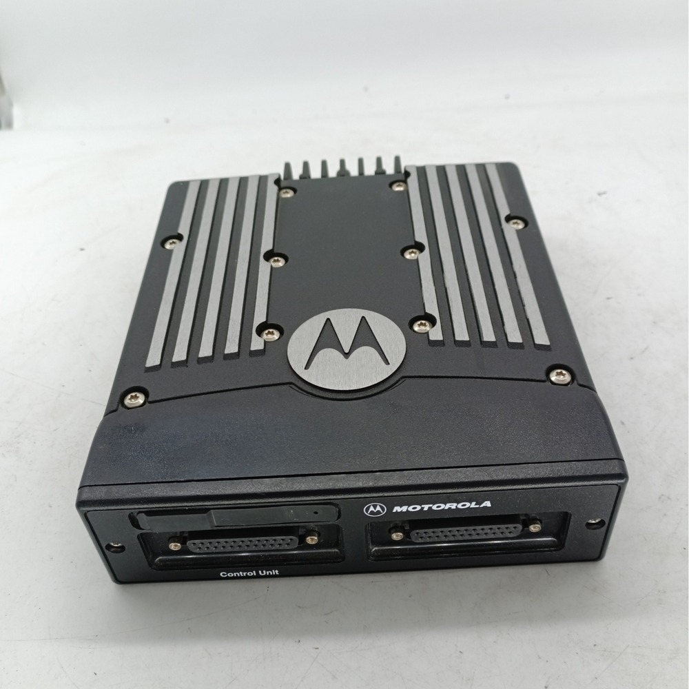 Motorola XTL5000 Mobile Radio Control Unit M20URS9PW1AN APCO P25 Digital a9